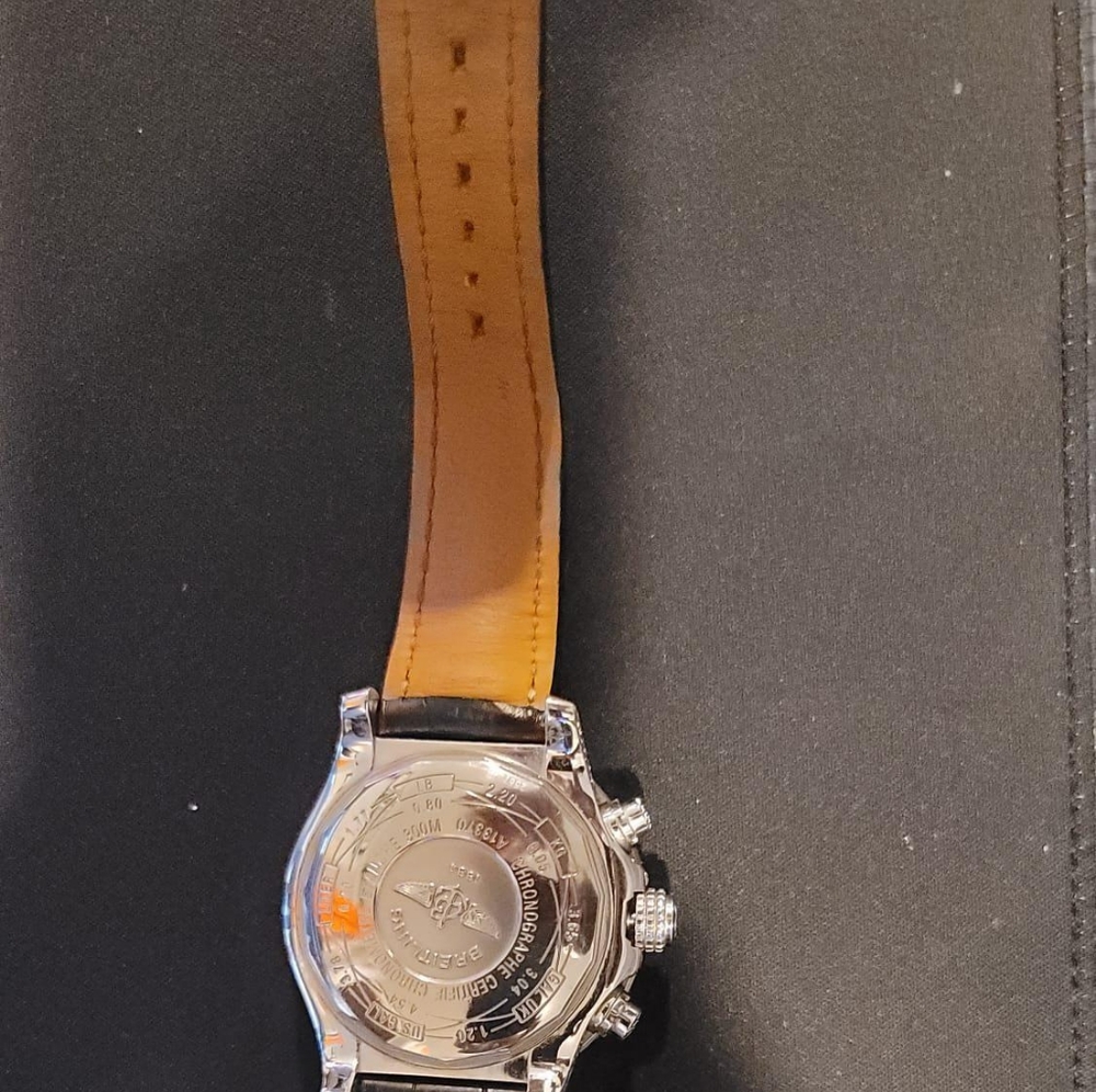 Mens Watch - Picture 6 of 7